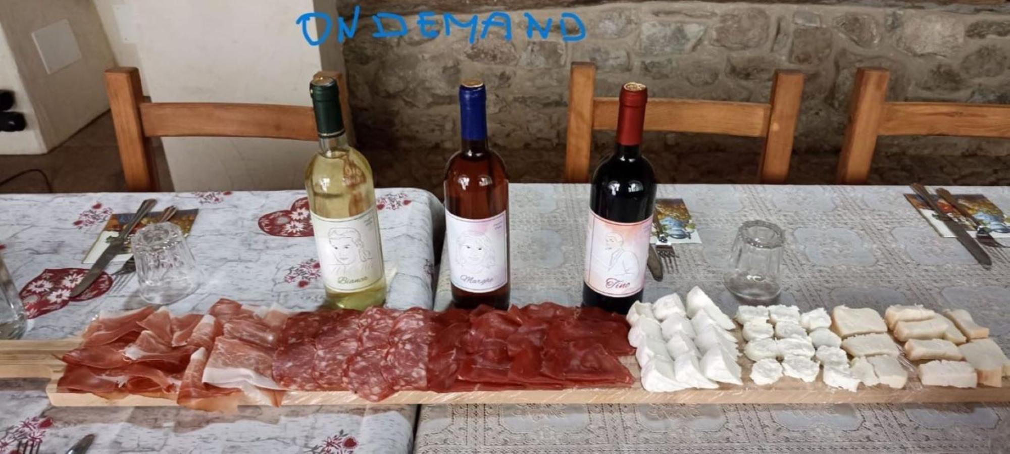 La Cascina Della Vigna Del Viandante Villa Абадия Лариана Екстериор снимка